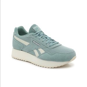 Reebok Women's Sneakers in Teal and Cream